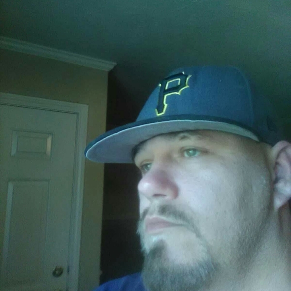 Meet your Posher, Joey - Picture 3 of 3